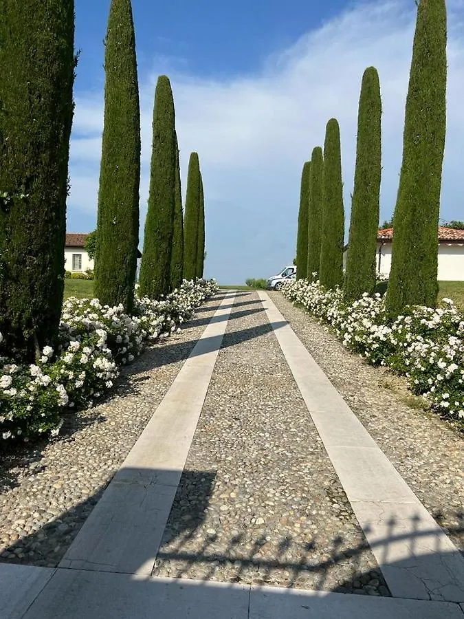 Villa San Pietro Desenzano del Garda 0*,  Włochy