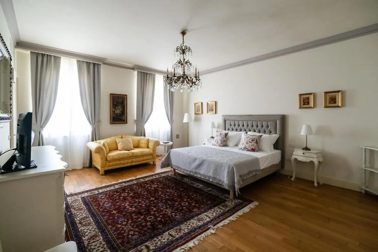 Villa San Pietro Desenzano del Garda Farm stay
