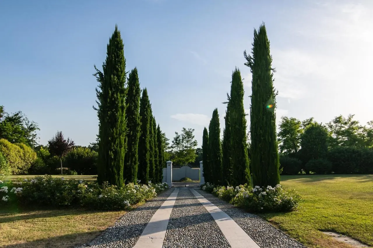 Farm stay Villa San Pietro Desenzano del Garda Italy