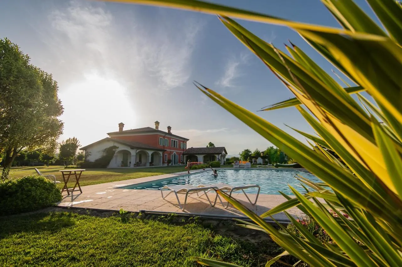 Farm stay Villa San Pietro Desenzano del Garda